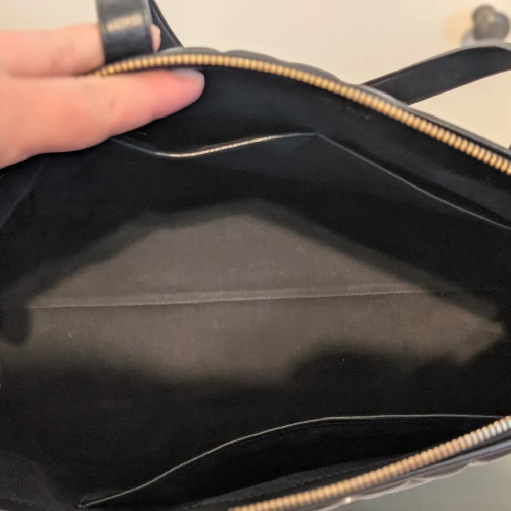 NEW Jimmy Choo Black Quilted Tote - Picture 5 of 11